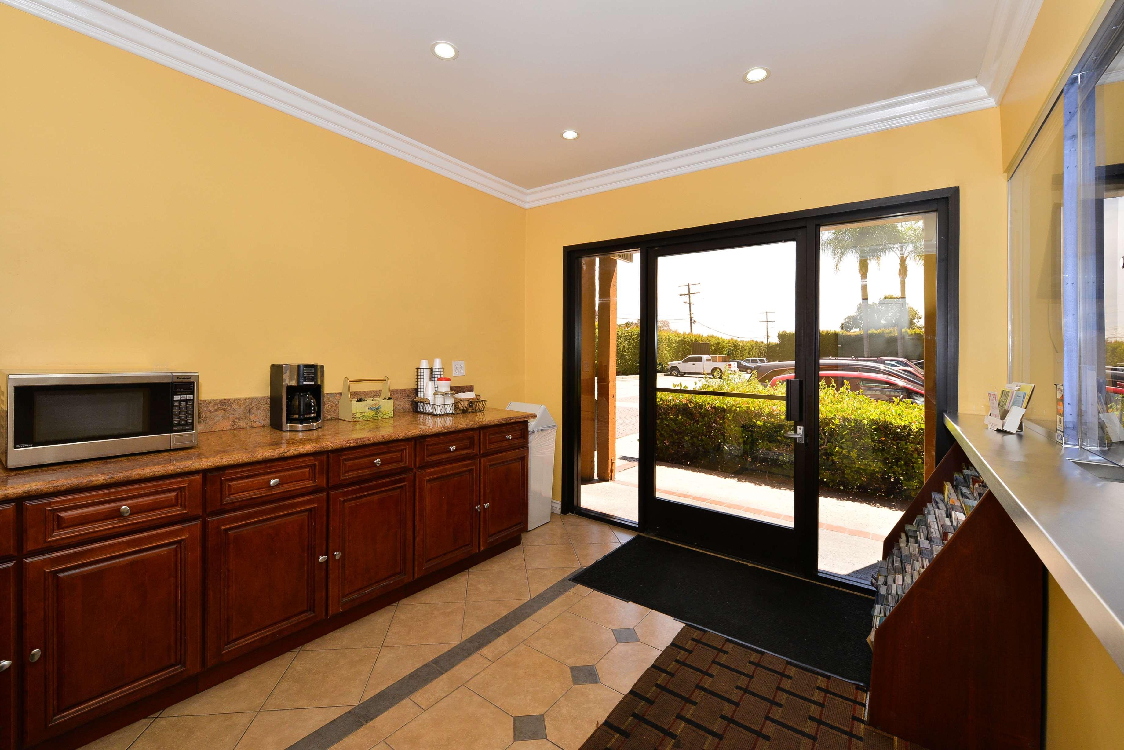 Americas Best Value Inn & Suites Los Angeles Downtown Sw Экстерьер фото