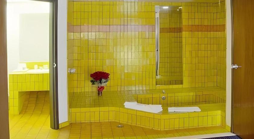Americas Best Value Inn & Suites Los Angeles Downtown Sw Экстерьер фото
